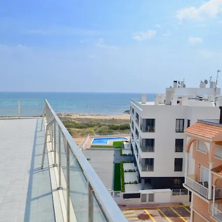 Amazing 50 M From The Apartment *