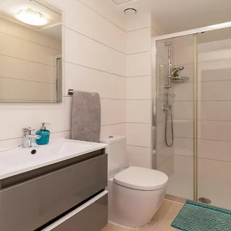 Amazing 50 M From The Торевьиа